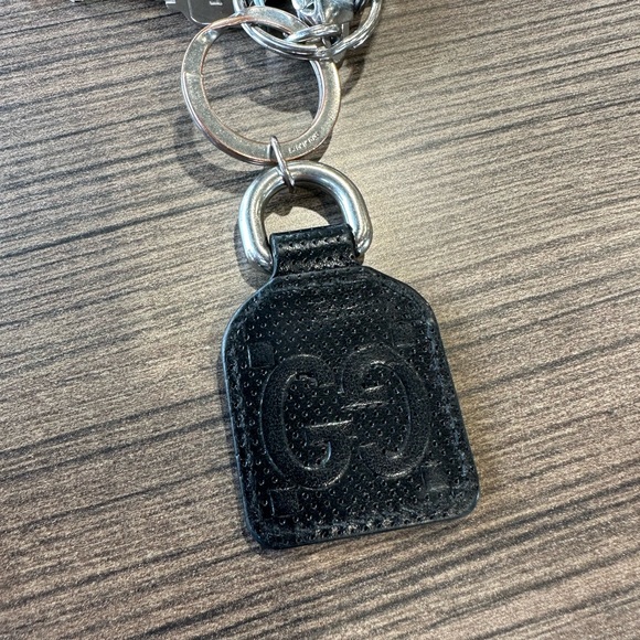 GG embossed keychain - Picture 1 of 2